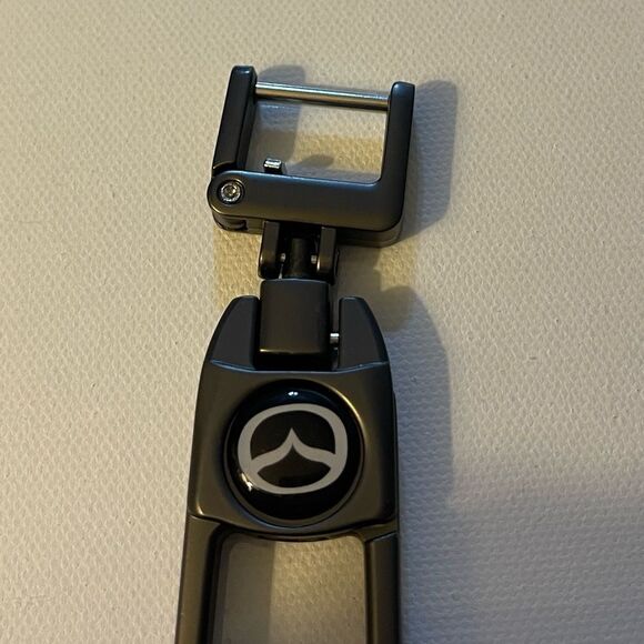 Mazda Key Fob Keychain in Metal NWT - Picture 3 of 6